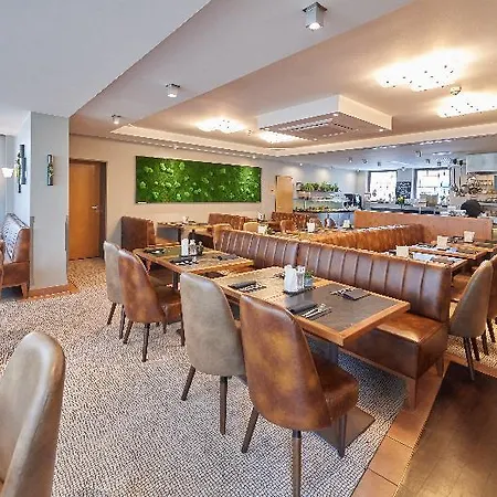 Amadeus Hotel