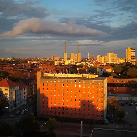 Amadeus Hotel 4*